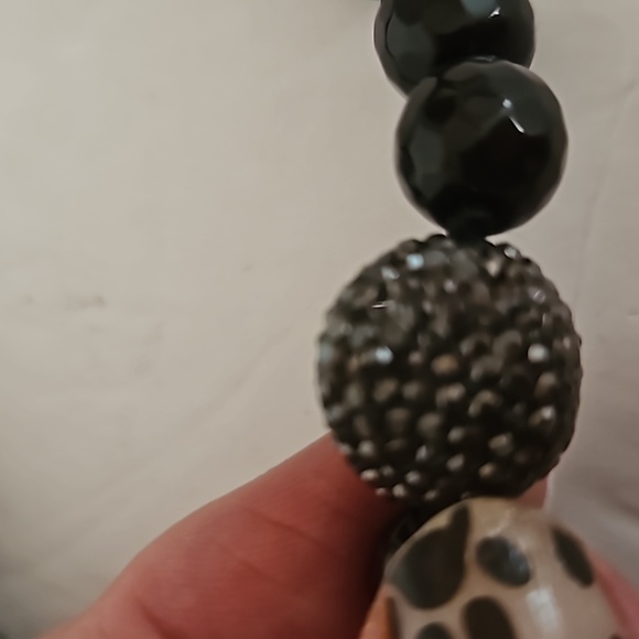 Soft Surrounding faceted black white pearl necklace nwot. - Picture 7 of 10